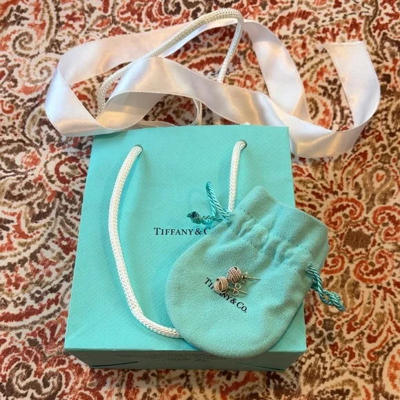 Tiffany & Co. Knot Earrings - Picture 1 of 1